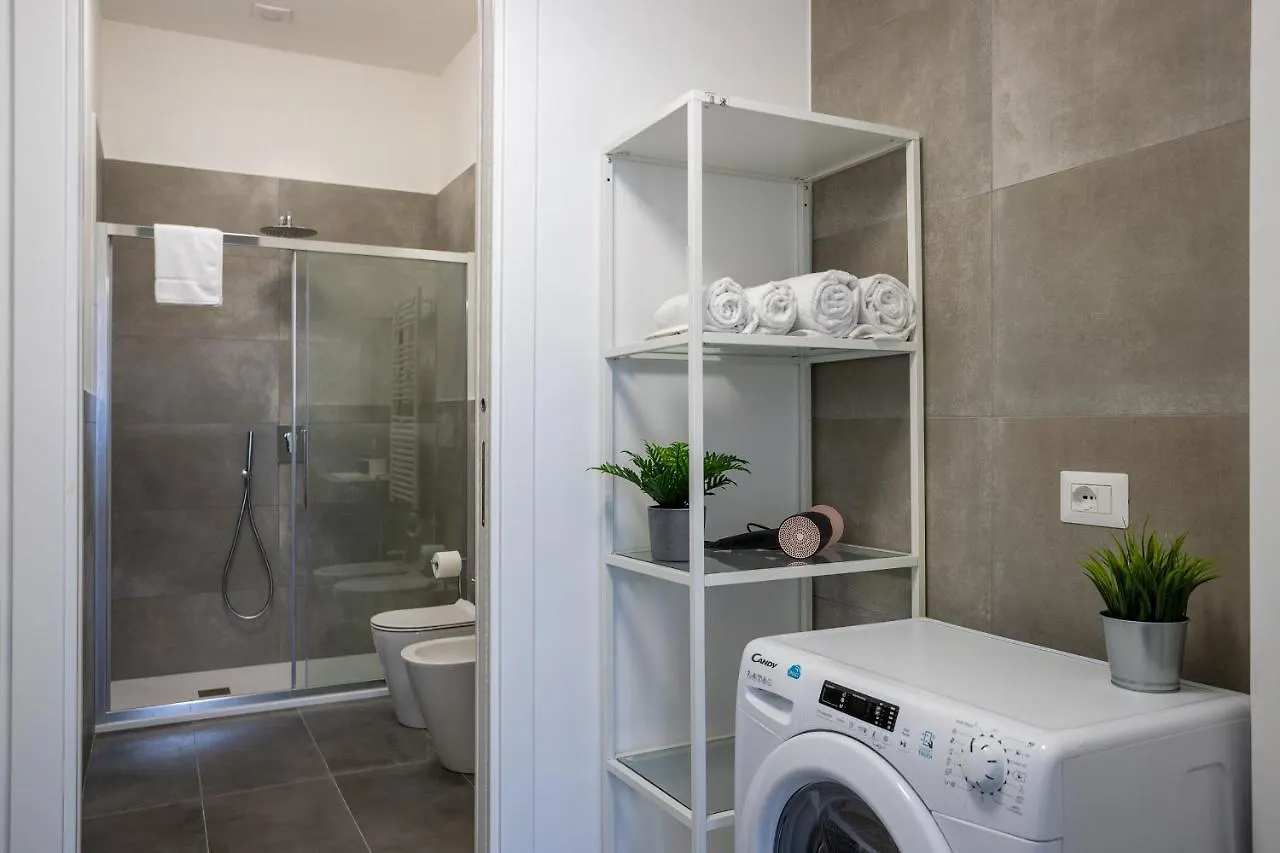 Navigli - Center Modern Suite, Fast Wi-Fi & Tram Milan